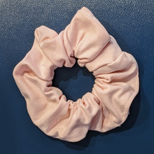 Load image into Gallery viewer, LILLABEAN Hair Scrunchie
